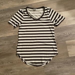 Lularoe Iris shirt